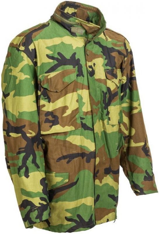 Remek áron elérhető katonai kabátok.