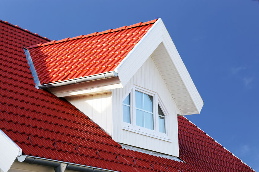 Fix tetőtéri ablak – Fény és biztonság a tetőtérben